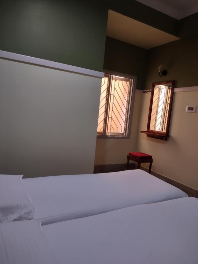 Krishna Lodge Tiruchirappalli ภายนอก รูปภาพ