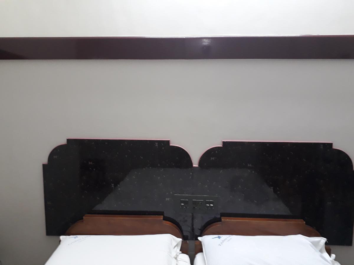 Krishna Lodge Tiruchirappalli ภายนอก รูปภาพ
