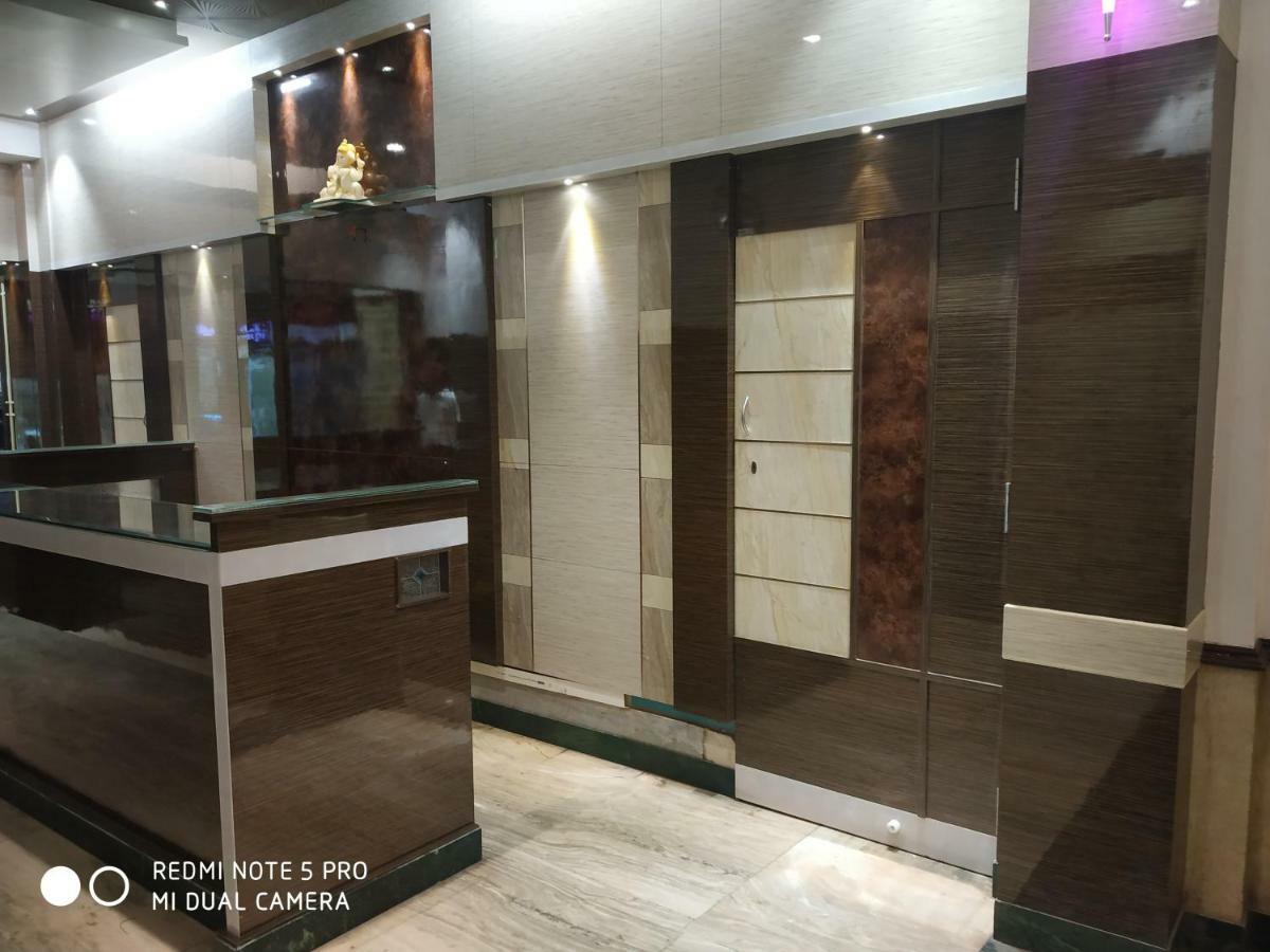Krishna Lodge Tiruchirappalli ภายนอก รูปภาพ