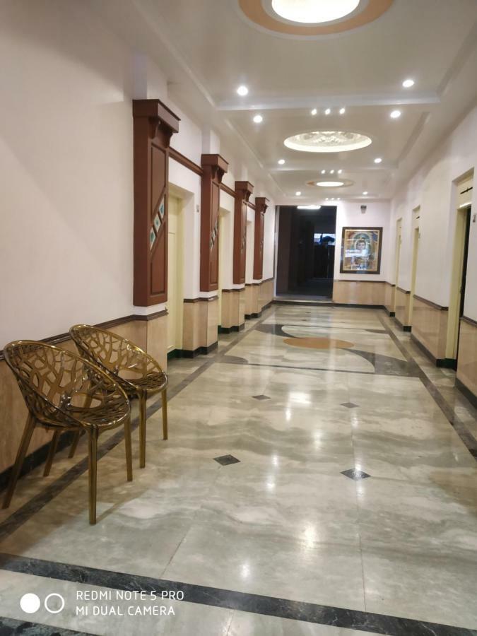 Krishna Lodge Tiruchirappalli ภายนอก รูปภาพ